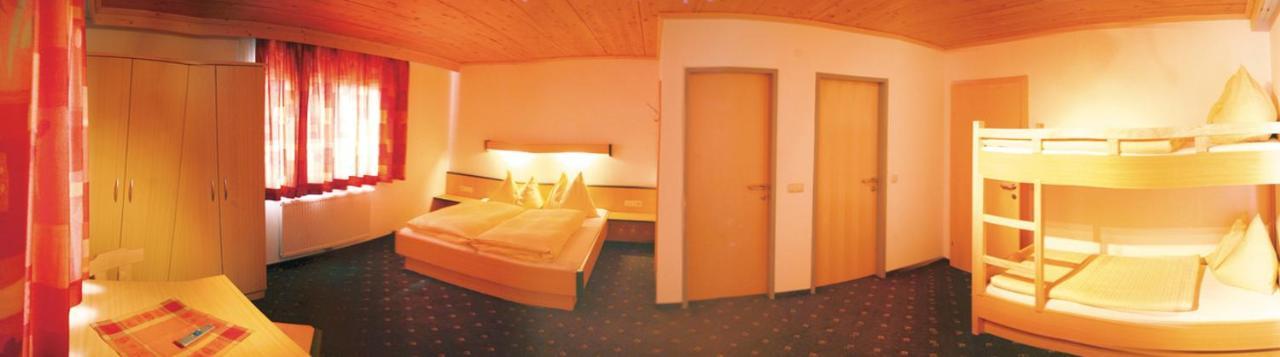 Gaestehaus Standardhaus Saalbach-Hinterglemm Exterior photo