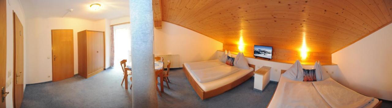 Gaestehaus Standardhaus Saalbach-Hinterglemm Exterior photo
