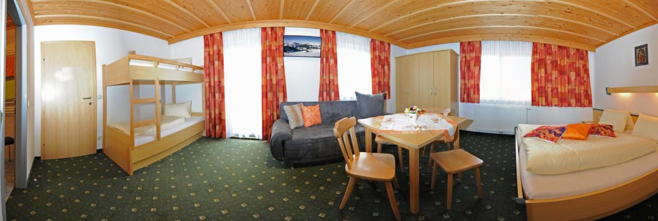 Gaestehaus Standardhaus Saalbach-Hinterglemm Exterior photo