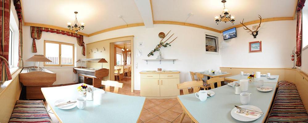 Gaestehaus Standardhaus Saalbach-Hinterglemm Exterior photo